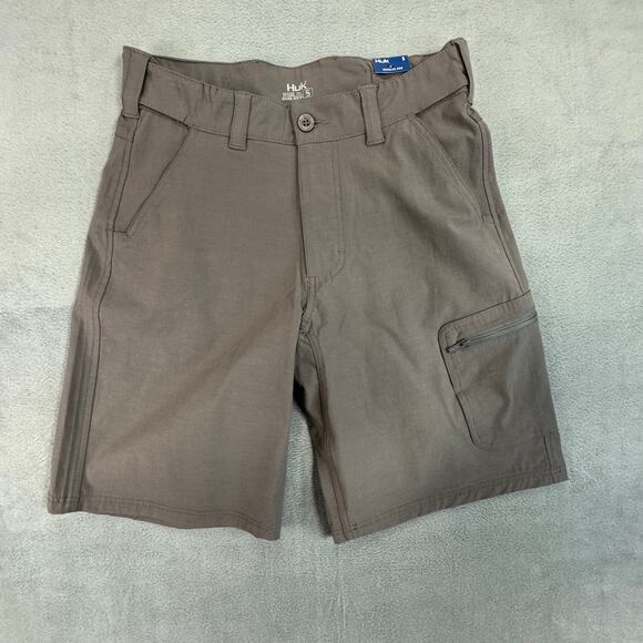 NWT Huk Fishing 10.5 Shorts Mens Black Next Level‎ Performance Stretch Small New - Picture 1 of 13